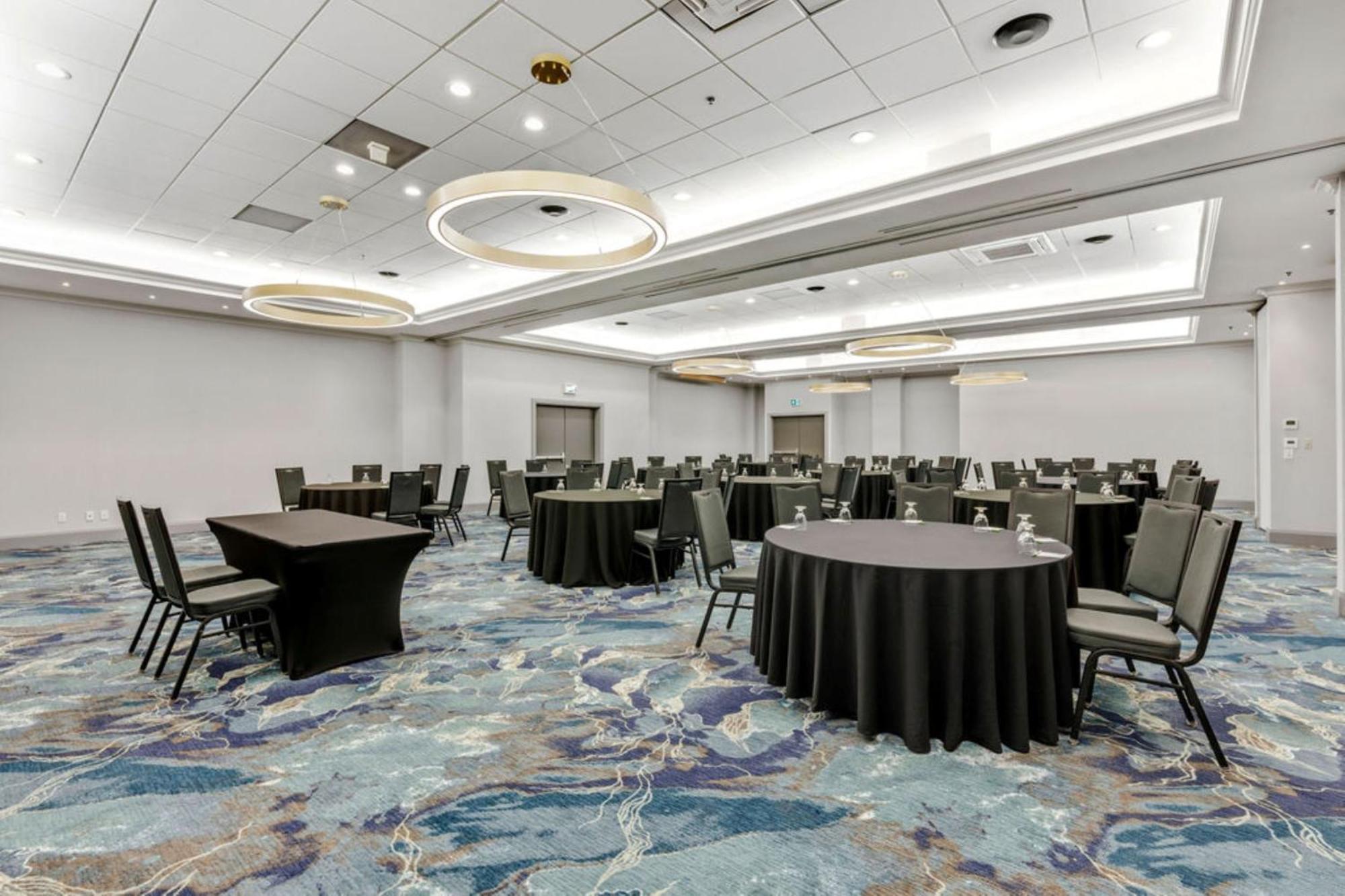 Holiday Inn & Suites Ottawa Kanata By Ihg Eksteriør billede