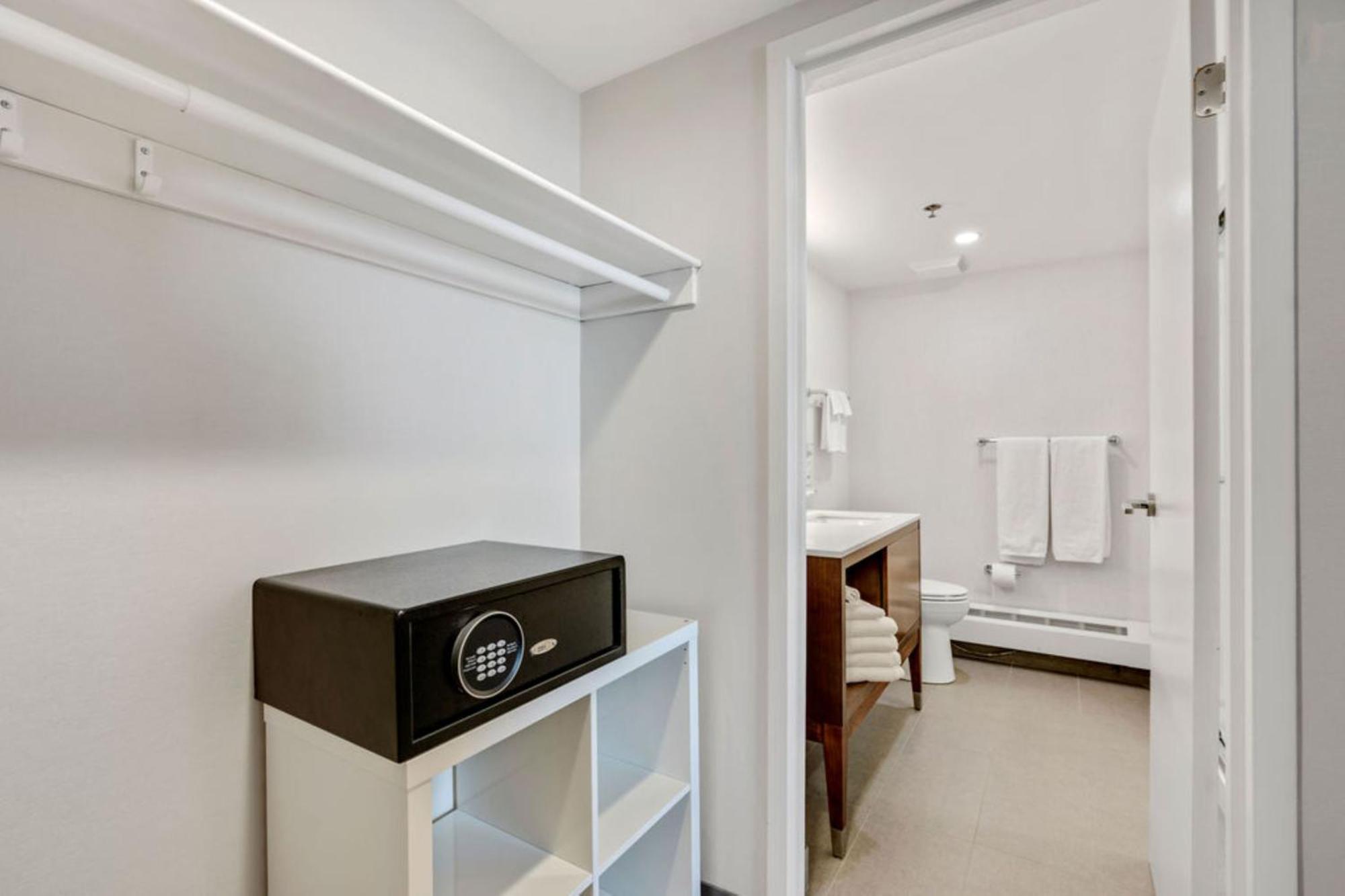 Holiday Inn & Suites Ottawa Kanata By Ihg Eksteriør billede
